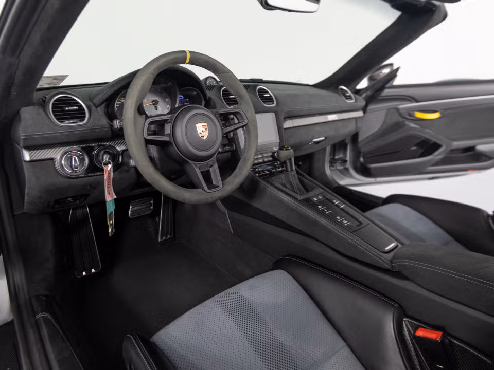 2025 Porsche 718 Spyder RS - Photo 27
