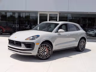 2026 Porsche Macan S's photo