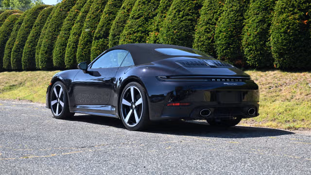 2026 Porsche 911 - Photo 18