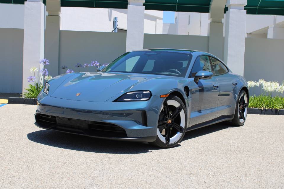 2026 Taycan 4S Black Edition listing photo