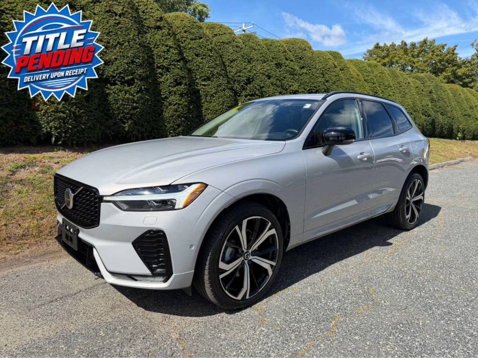 2023 Volvo XC60 Ultimate Dark Theme AWD photo