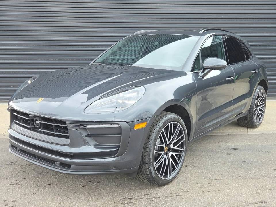 2026 Porsche Macan