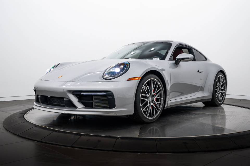 2023 Porsche 911 S