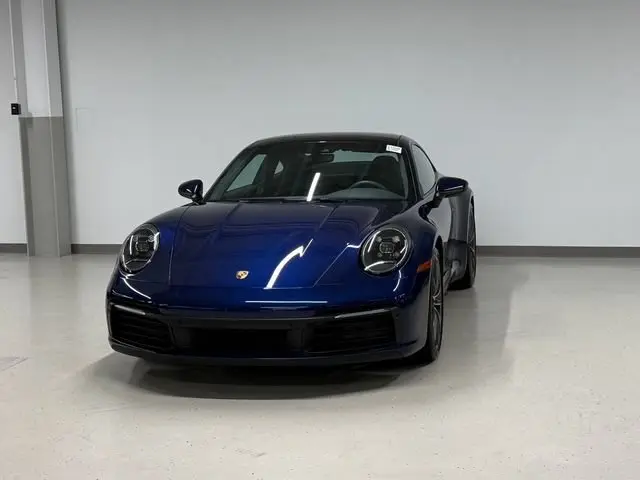 2020 Porsche 911 Carrera