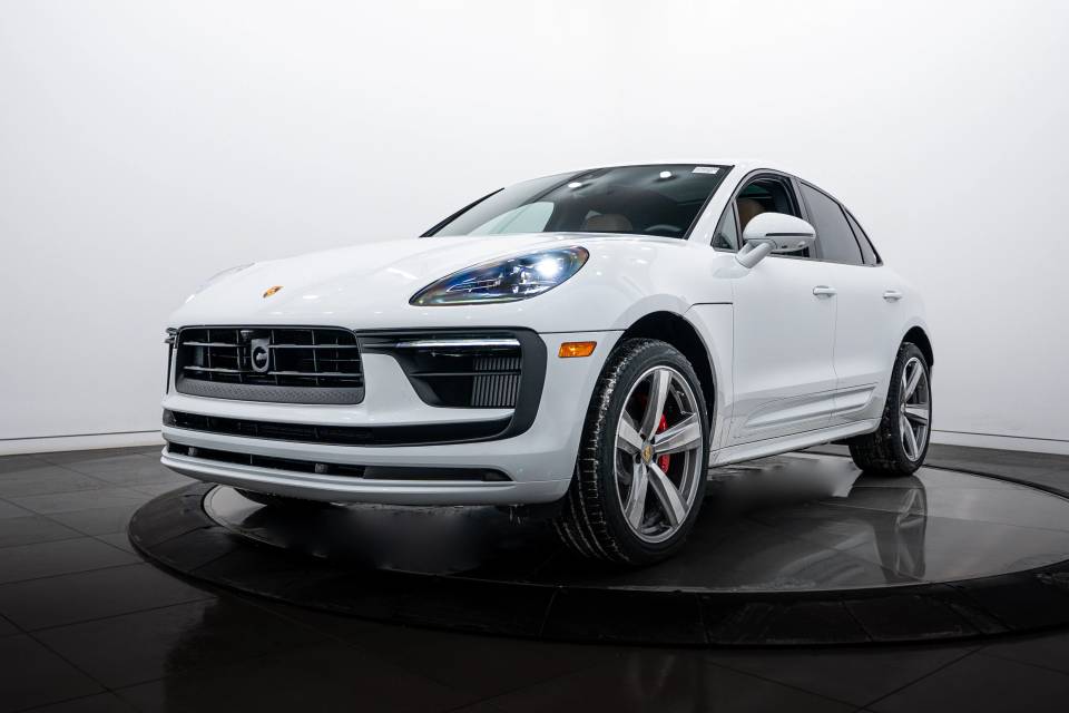 2026 Porsche Macan S