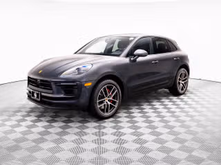 2023 Porsche Macan S's photo