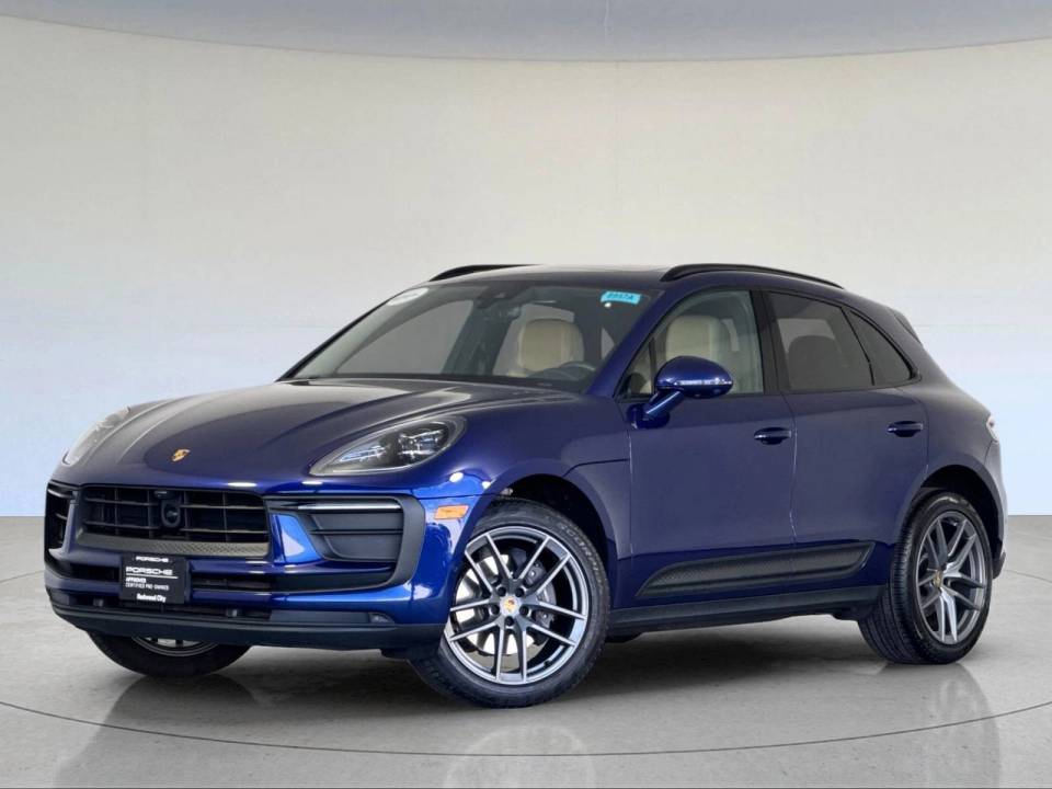 2023 Porsche Macan Base