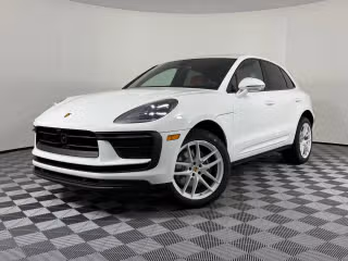2026 Porsche Macan's photo