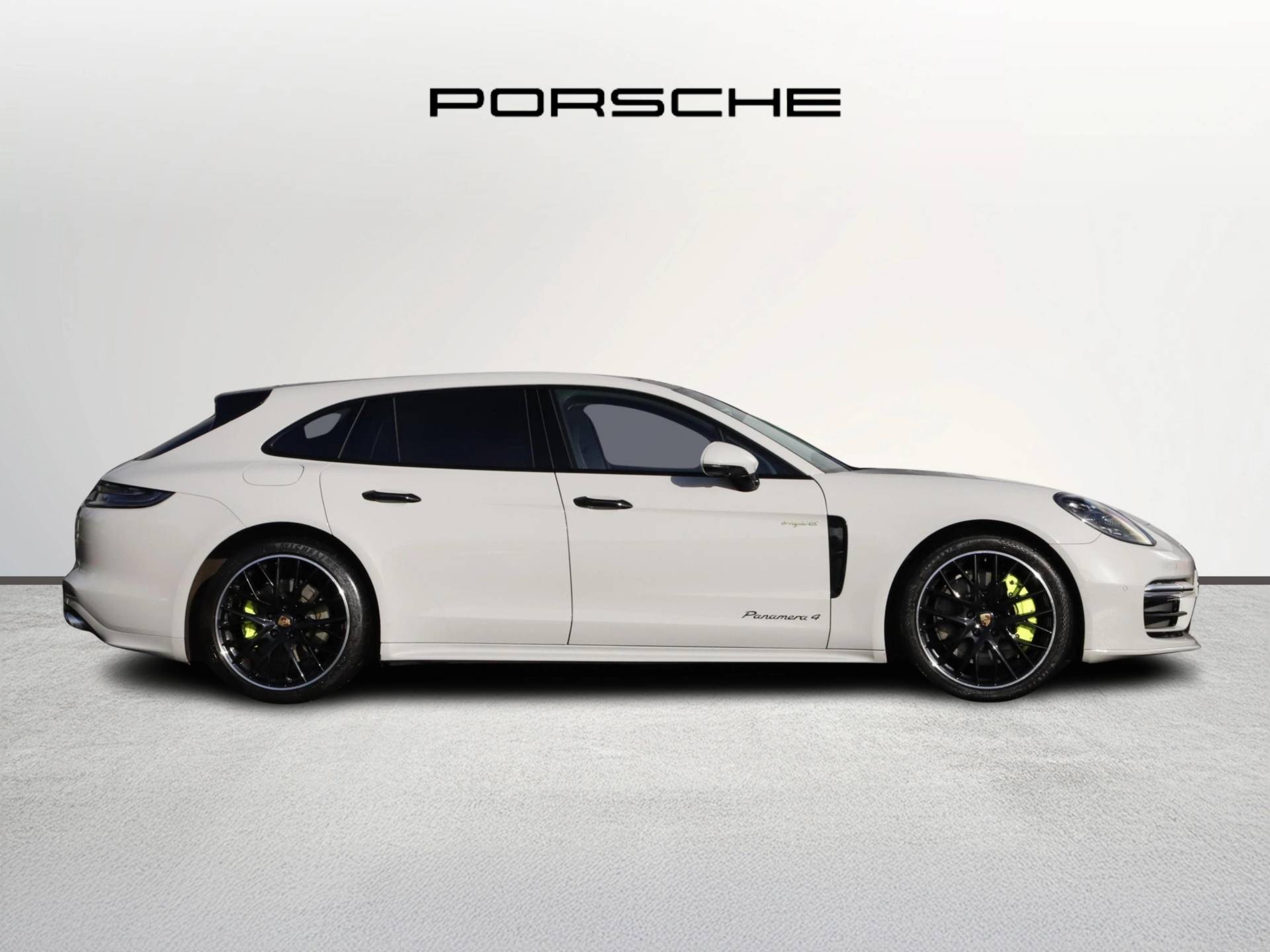 Panamera 4 E-Hybrid Sport Turismo, photo 2 of 47