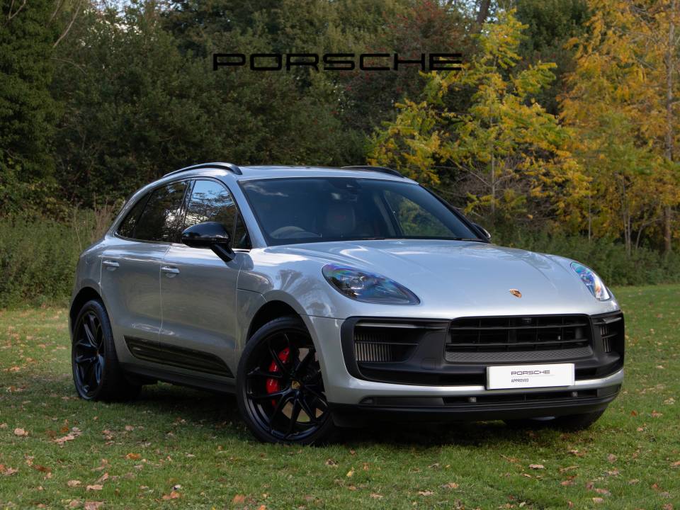 2026 Porsche Macan