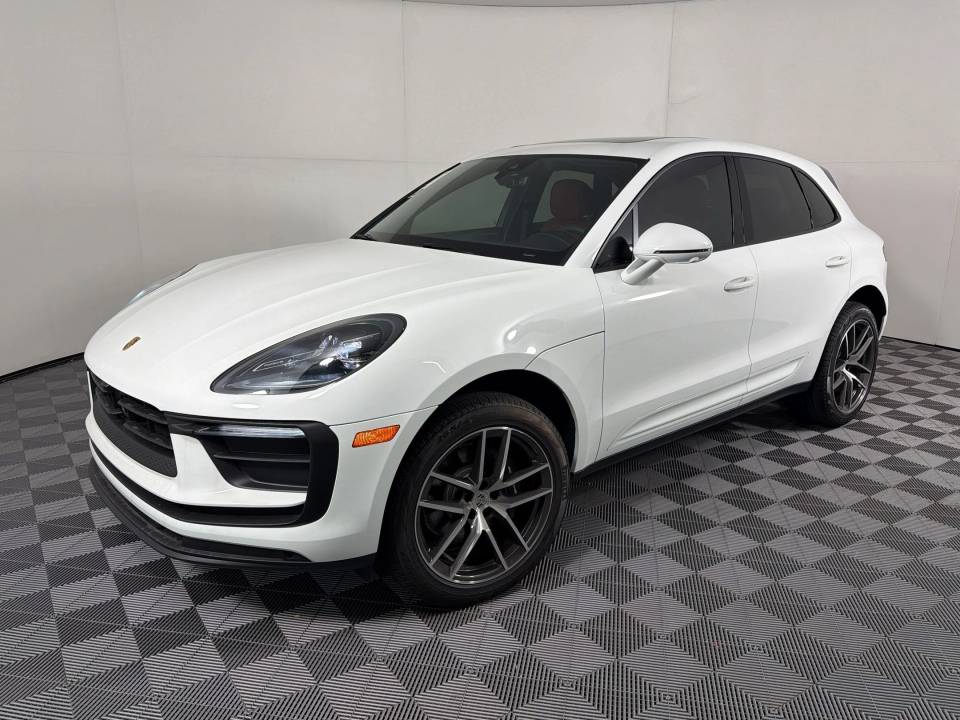 2026 Porsche Macan