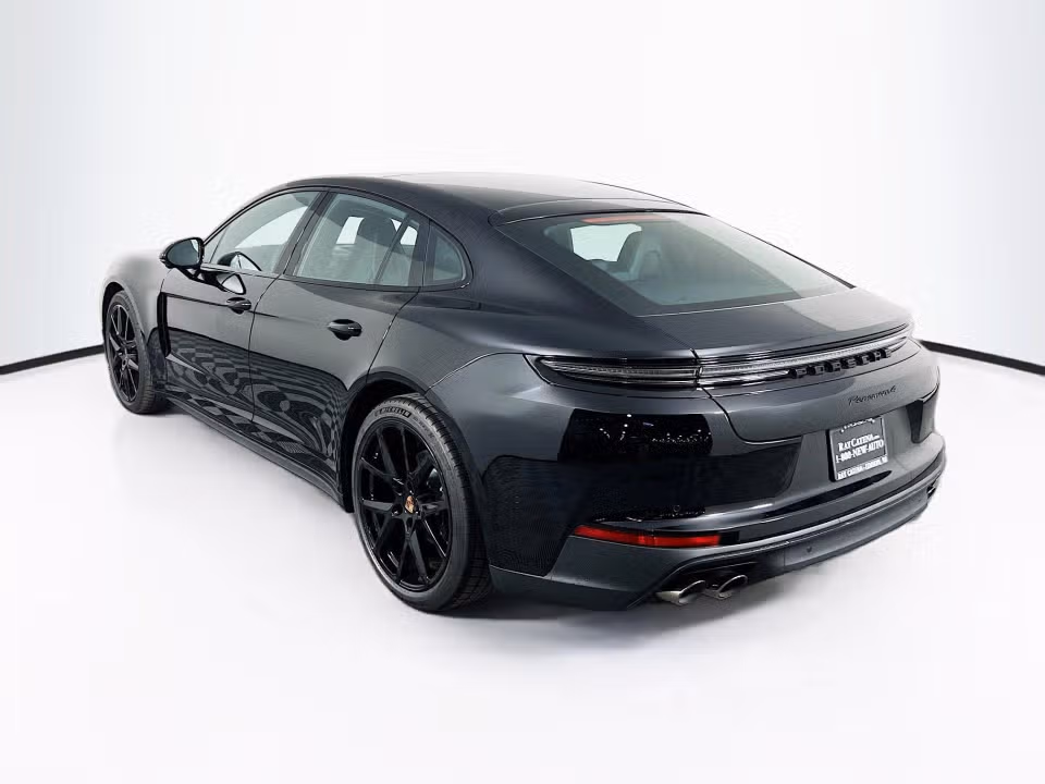 2026 Porsche Panamera Base - Photo 19