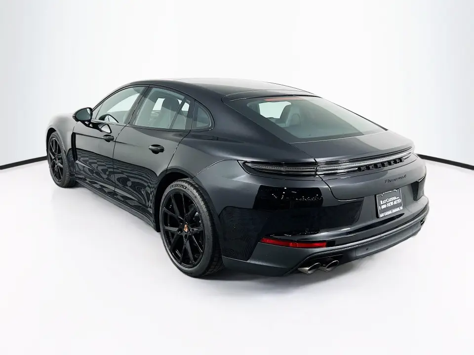 2026 Porsche Panamera Base - Photo 23
