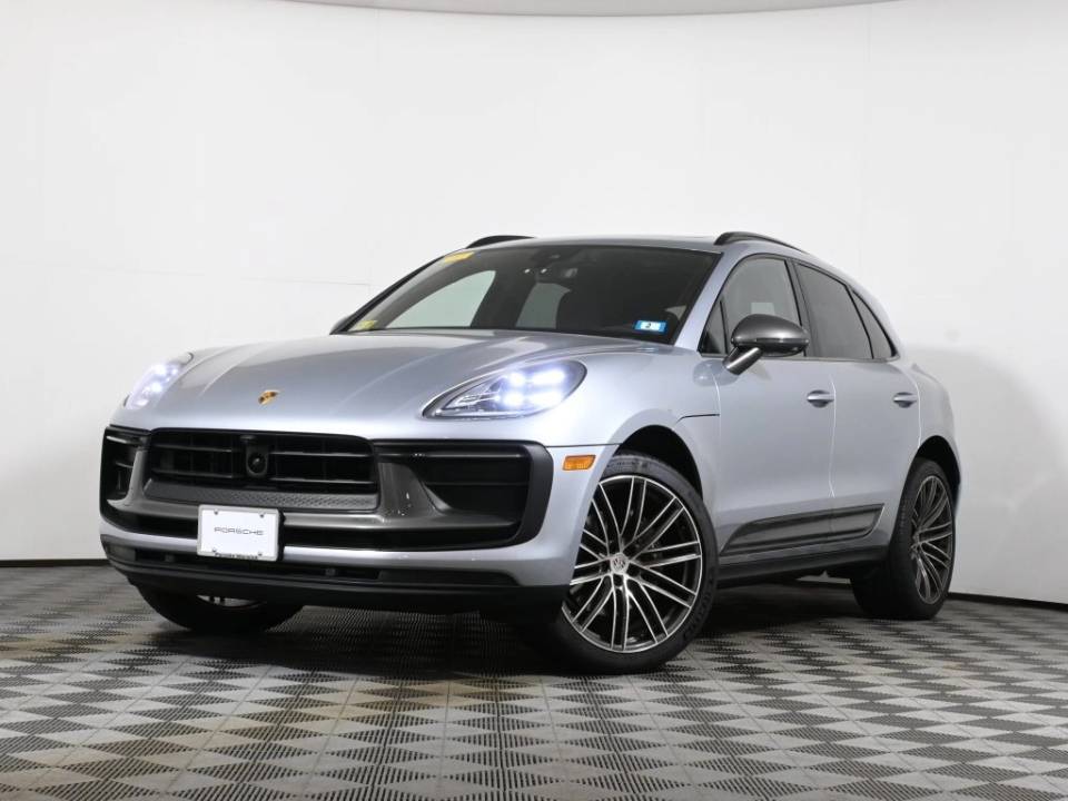 2025 Porsche Macan