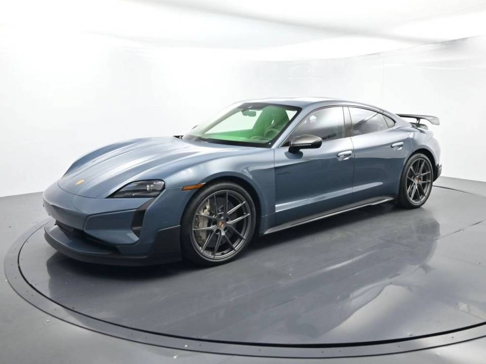 2025 Porsche Taycan Turbo GT