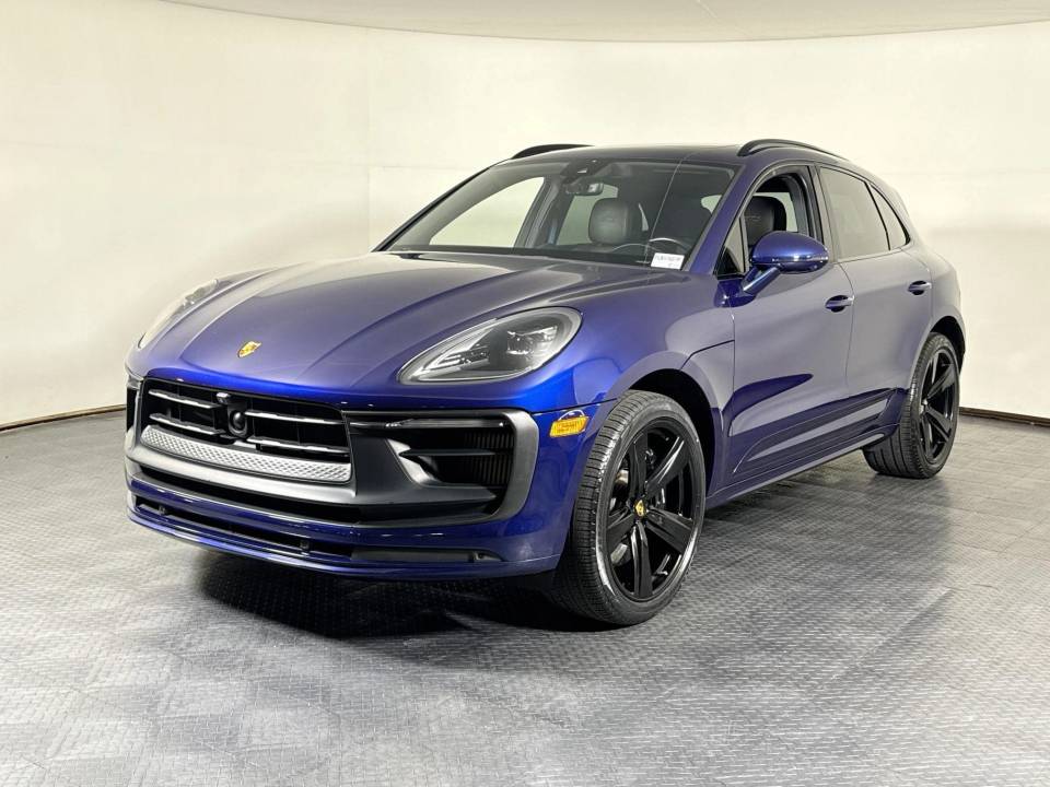 2023 Porsche Macan