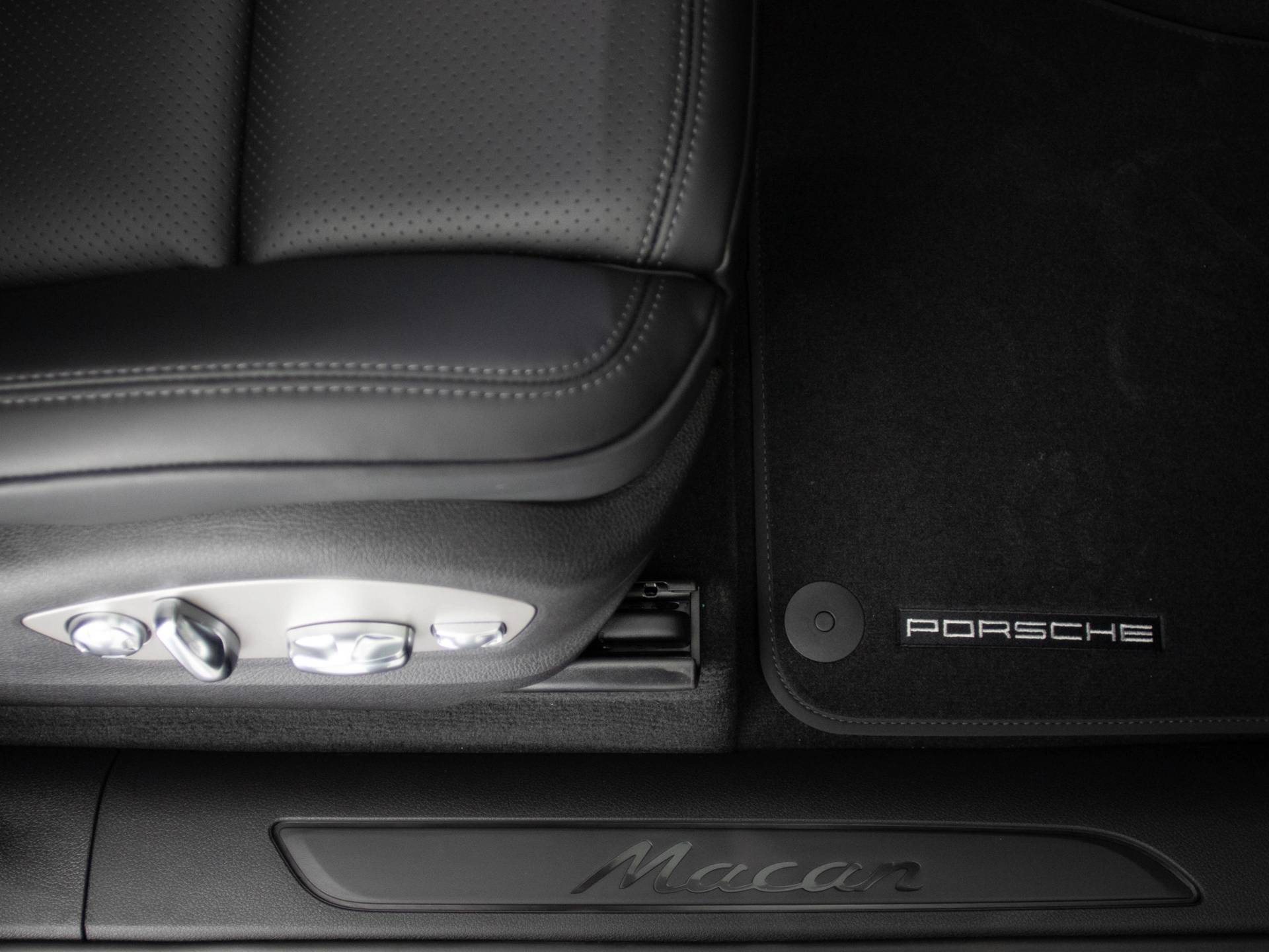 Macan, photo 49 of 49