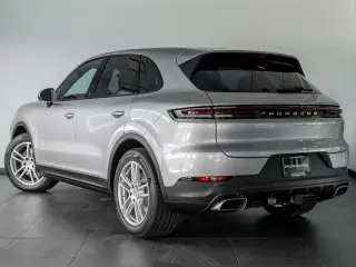 2025 Porsche Cayenne Base - Photo 21