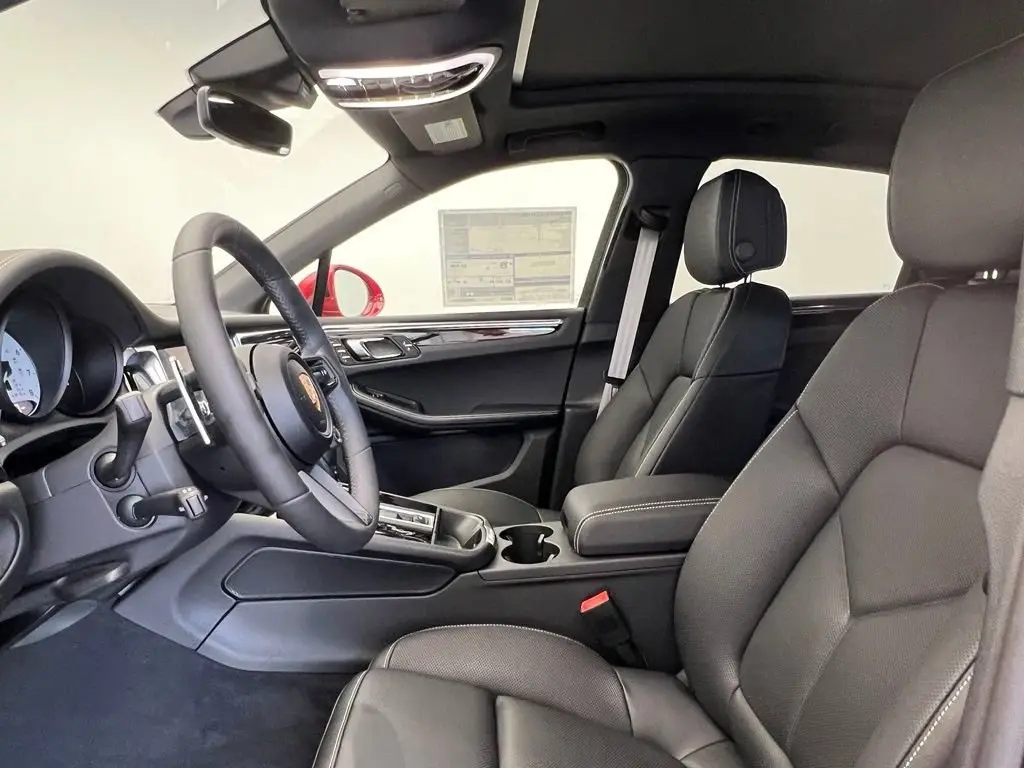 2026 Porsche Macan S - Photo 40