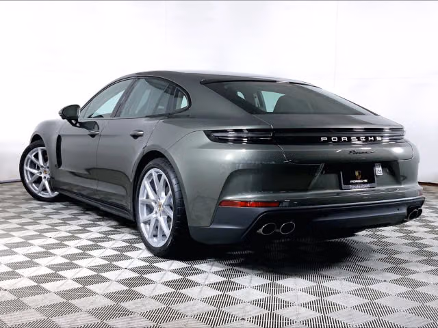 2026 Porsche Panamera Base - Photo 18