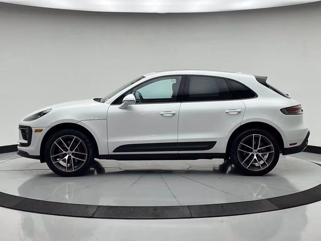 2026 Porsche Macan Base - Photo 12