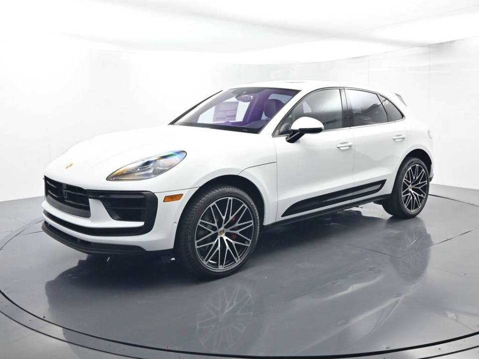 2026 Porsche Macan