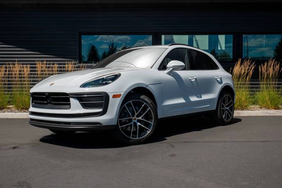 2026 Porsche Macan