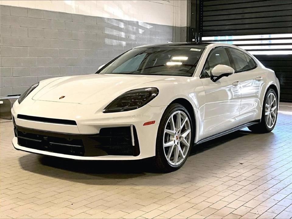 2026 Porsche Panamera Base
