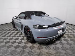 2024 Porsche 718 Spyder RS - Photo 17