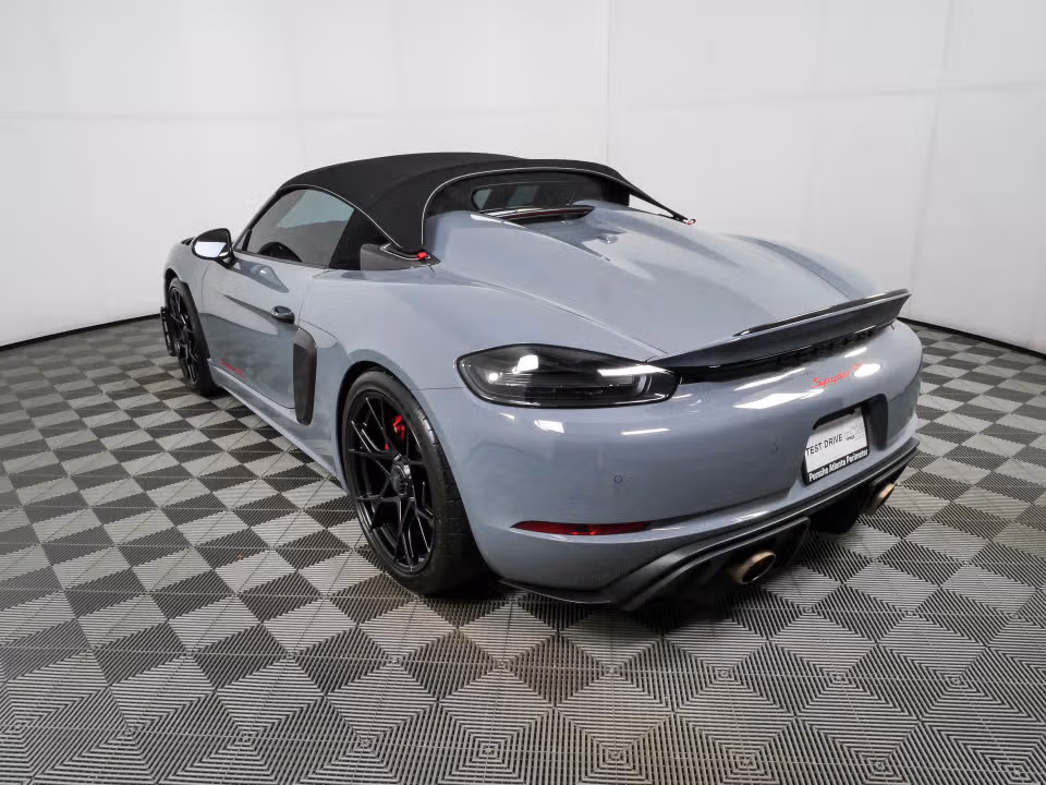 2024 Porsche 718 Spyder RS - Photo 19