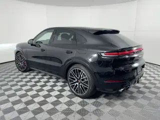 2025 Porsche Cayenne Coup S E-Hybrid - Photo 21