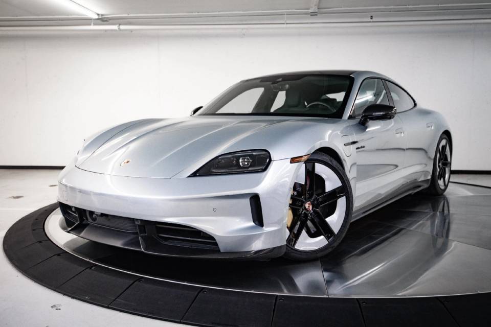 2026 Porsche Taycan