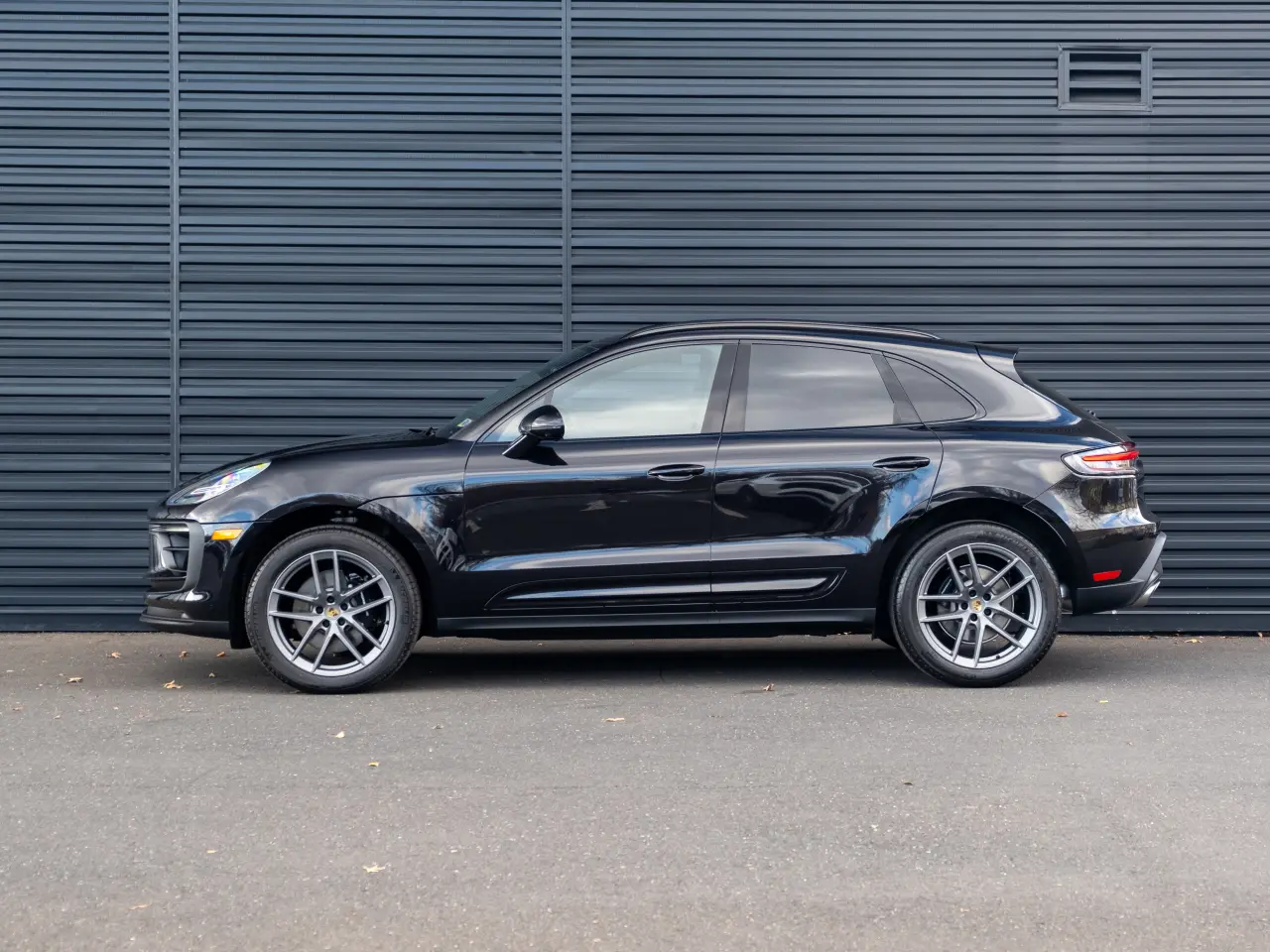 2026 Porsche Macan S - Photo 16