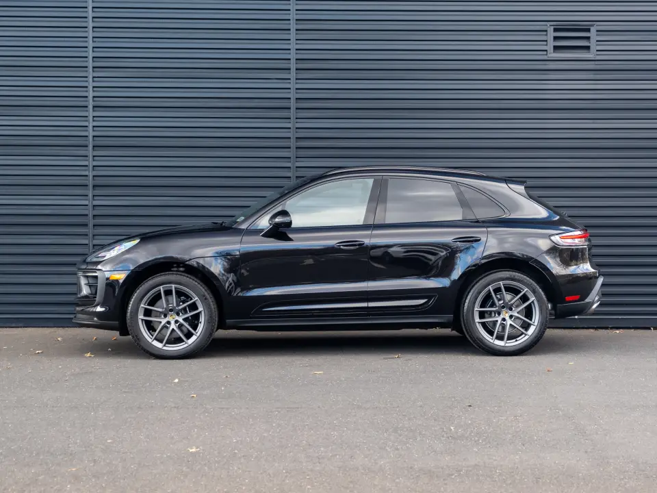 2026 Porsche Macan S - Photo 15