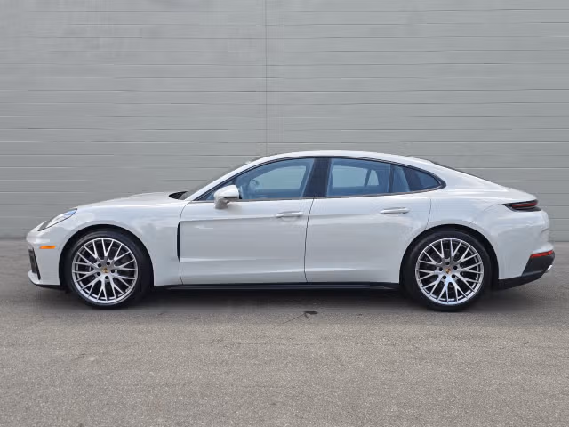 2025 Porsche Panamera Base - Photo 10