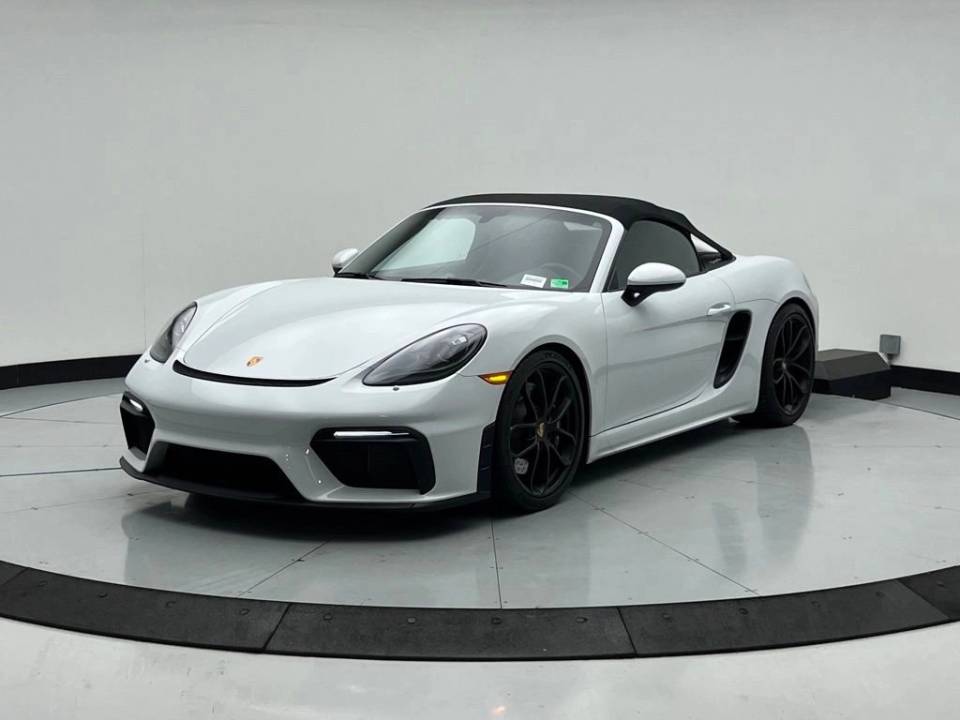 2023 Porsche 718 Spyder