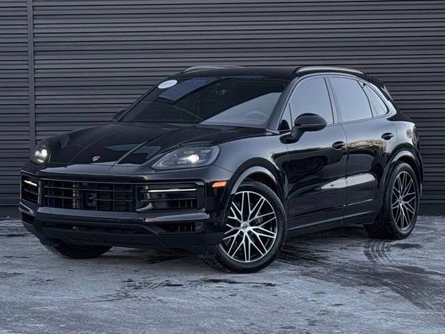 2025 Porsche Cayenne Base