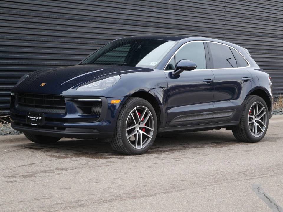 2022 Porsche Macan S