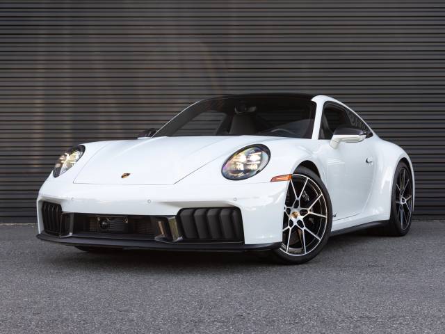 2025 Porsche 911 Carrera GTS