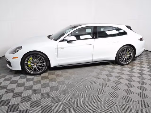 2023 Porsche Panamera 4 E-Hybrid - Photo 11