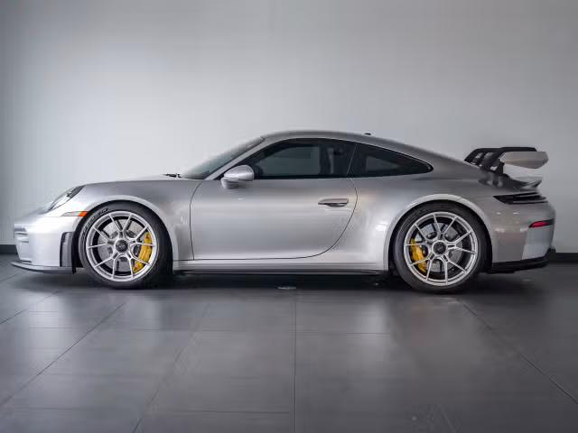 2026 Porsche 911 GT3 - Photo 10