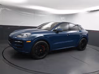 2025 Porsche Cayenne S E-Hybrid's photo
