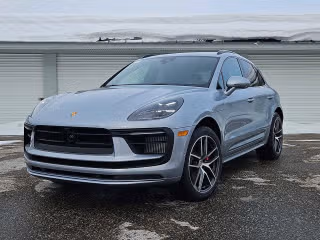 2026 Porsche Macan S's photo