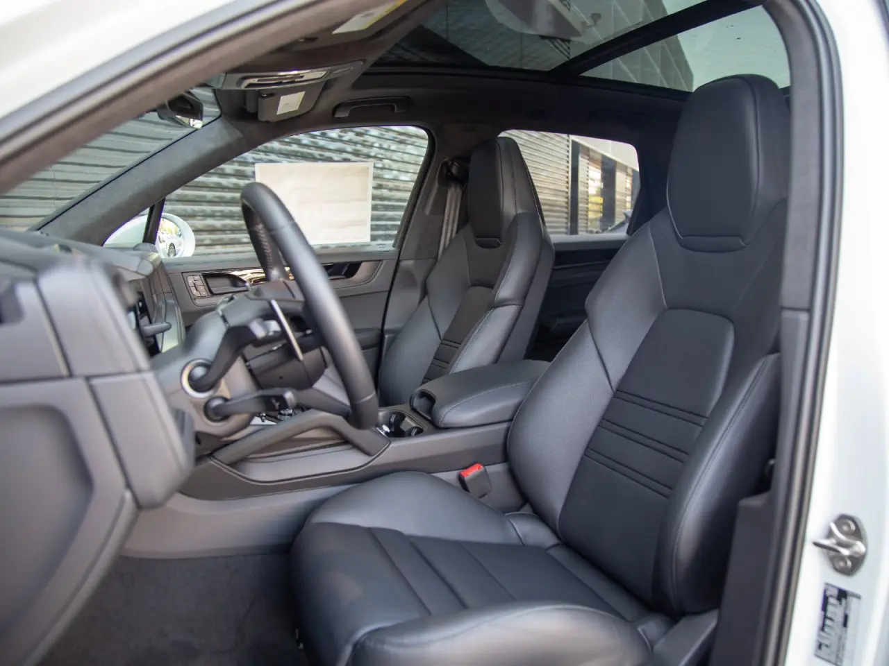 2026 Porsche Cayenne GTS - Photo 40