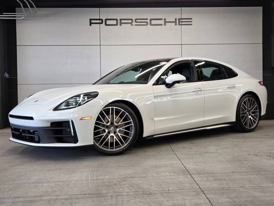 2026 Porsche Panamera
