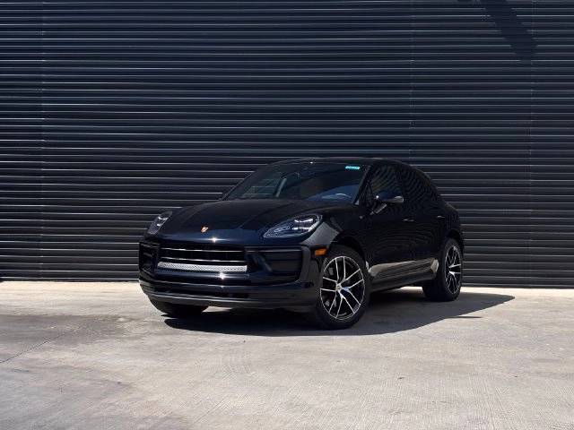 2022 Porsche Macan