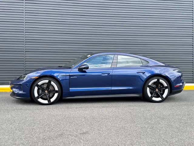2026 Porsche Taycan Base - Photo 10