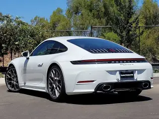 2025 Porsche 911 S - Photo 21