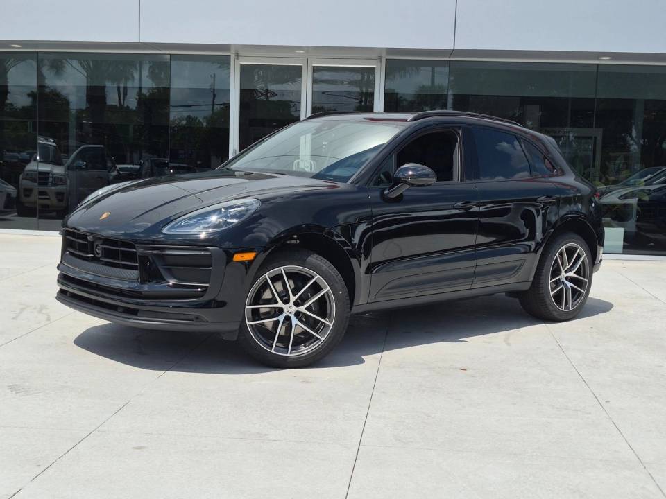 2026 Porsche Macan