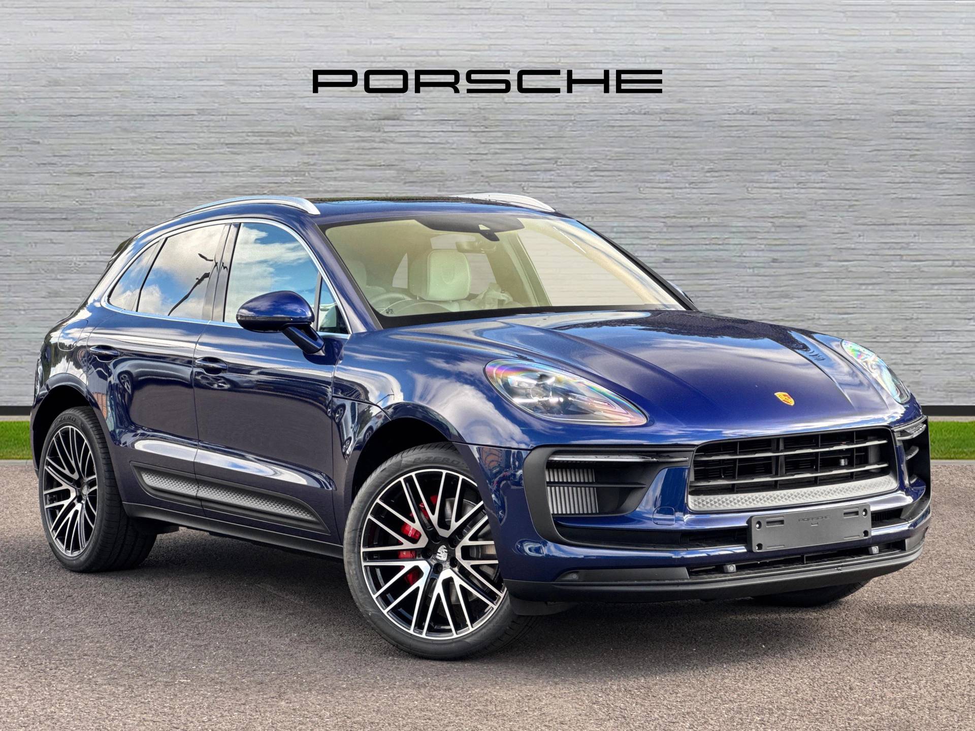 Macan S, photo 1 of 29